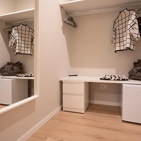 Residenza Lucrezio بيت ضيافة