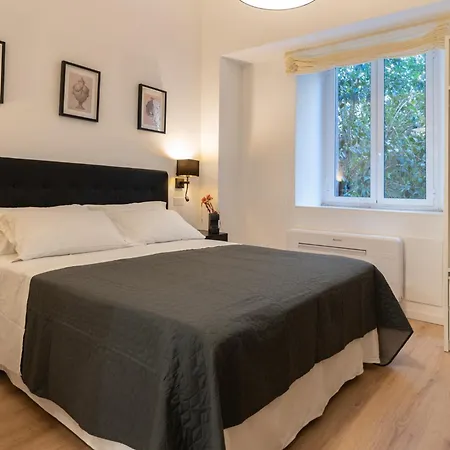 Residenza Lucrezio 4* روما